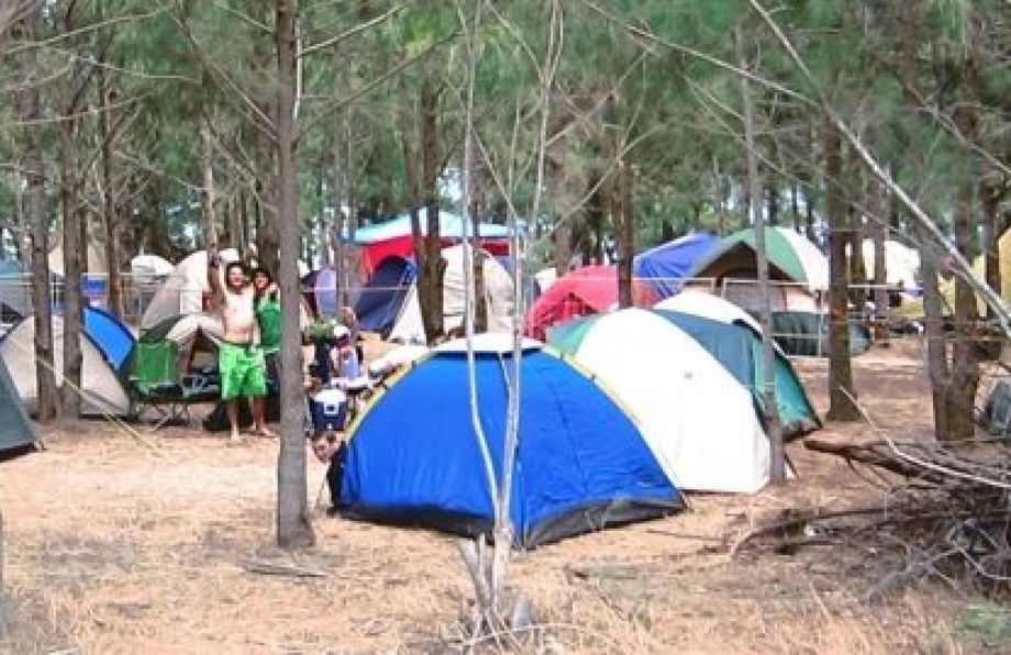 Camping in a tent at Theewater Sports Club